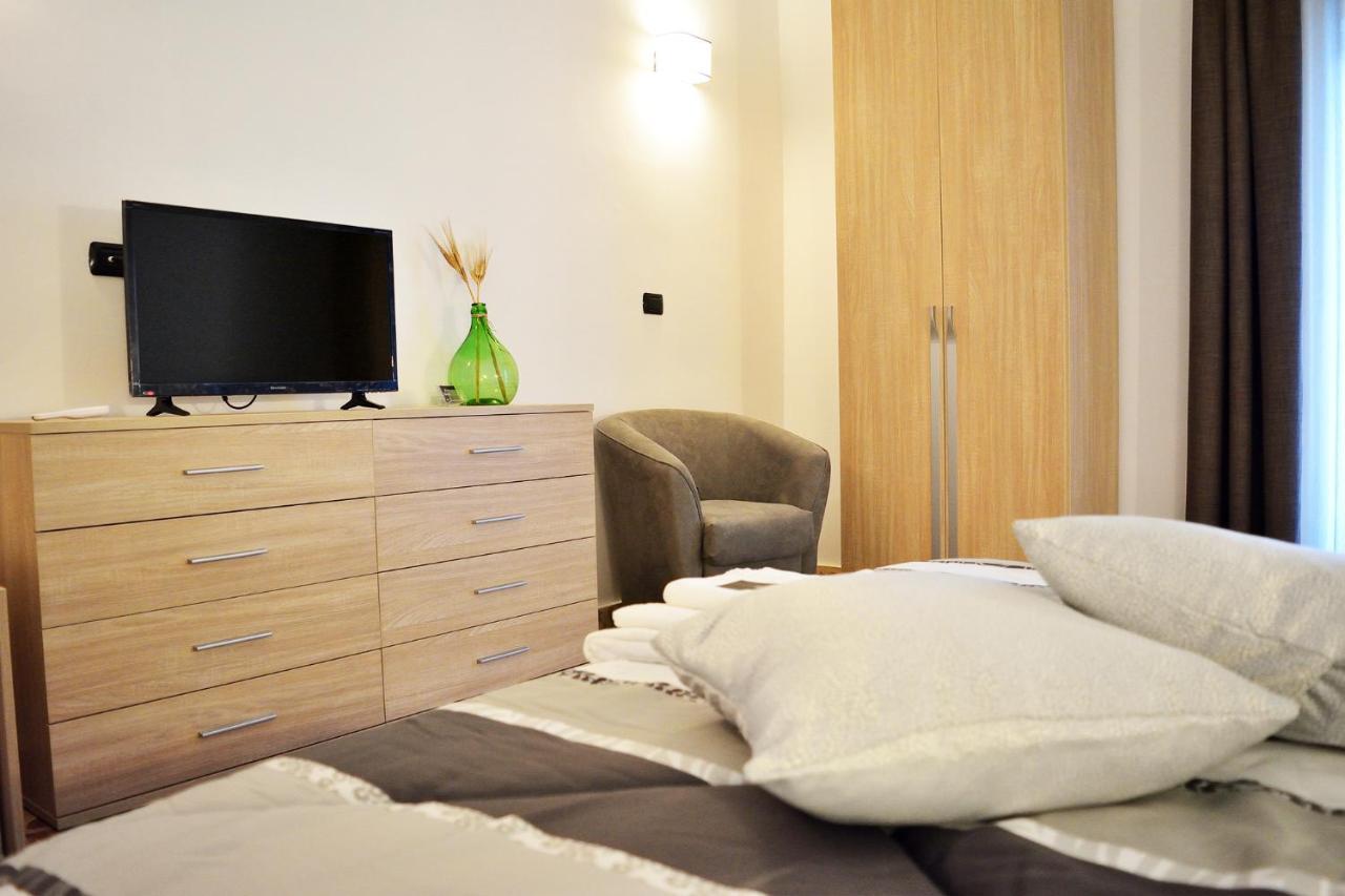 Hotel La Gravina à Gravina in Puglia Extérieur photo